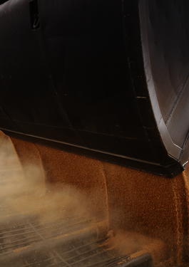 Loading and discharge supervision